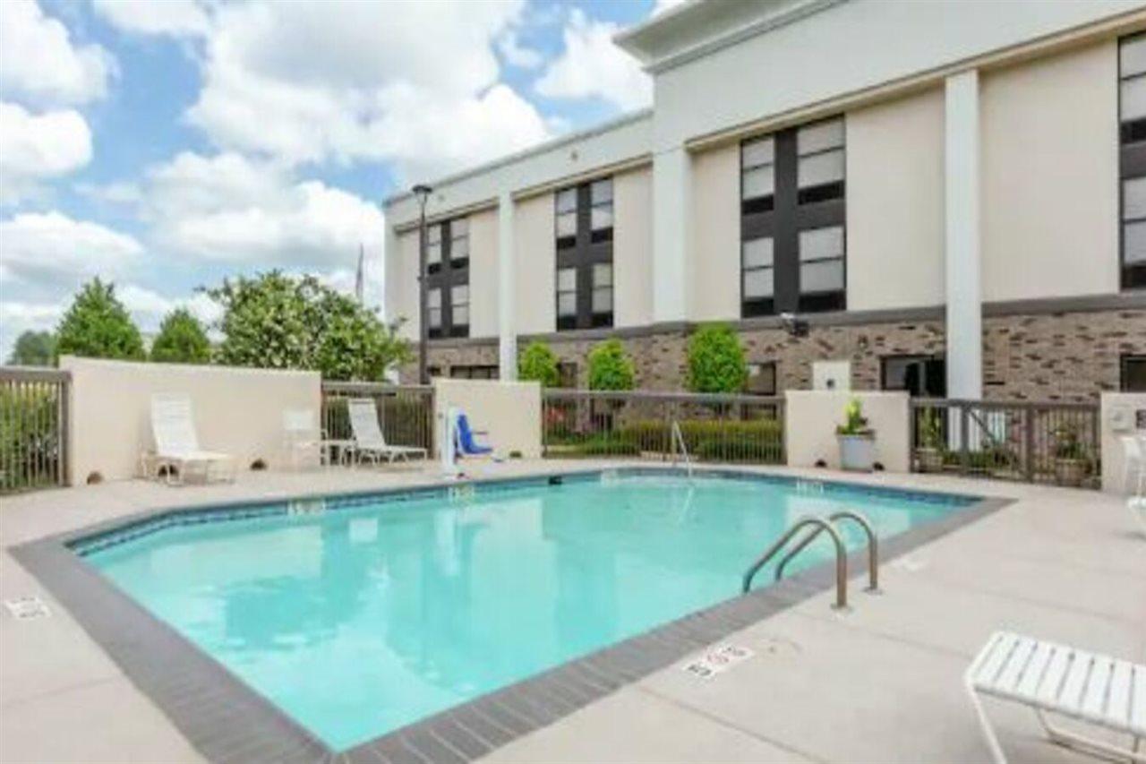 Hampton Inn Brookhaven Ngoại thất bức ảnh