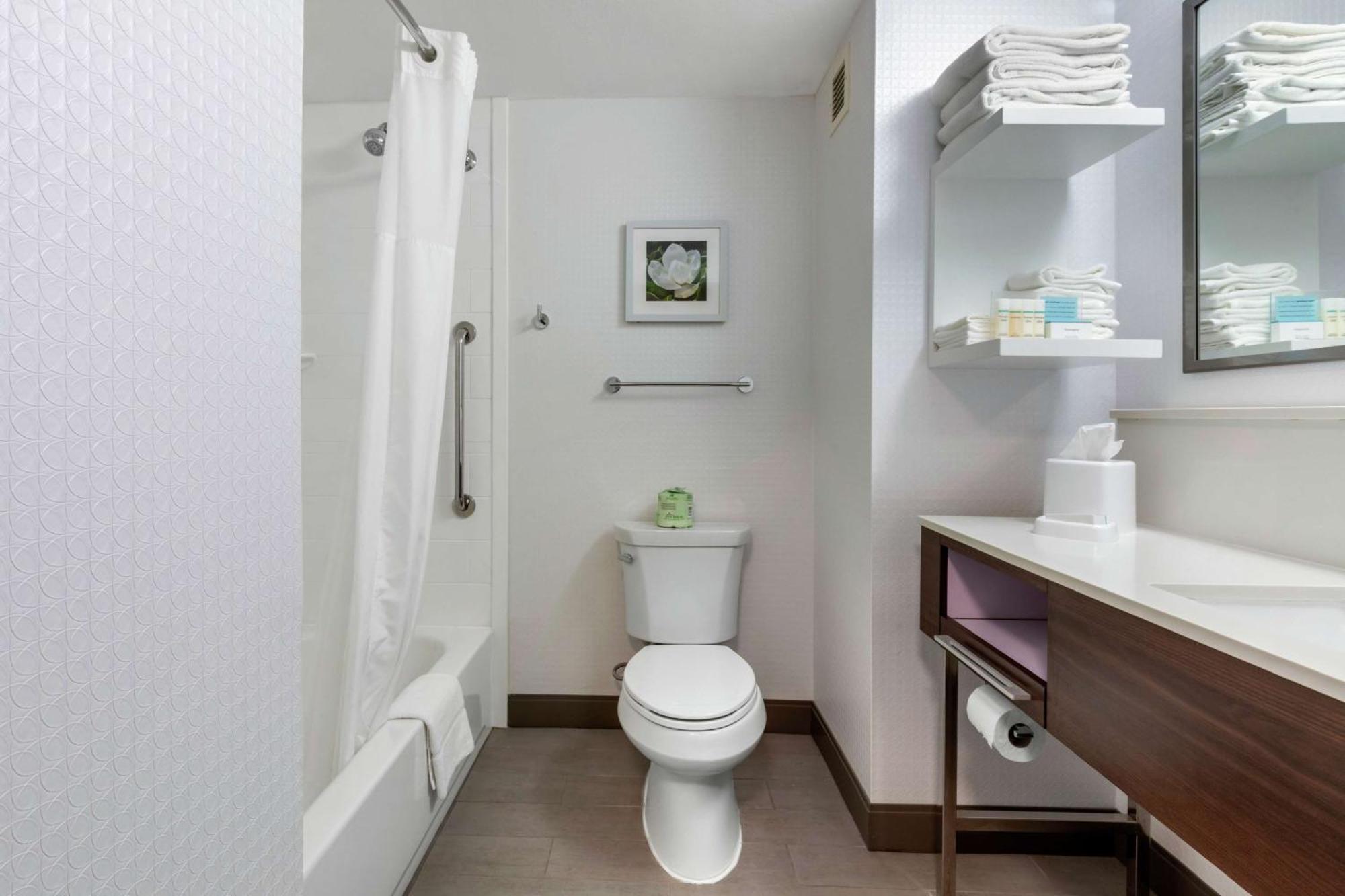 Hampton Inn Brookhaven Ngoại thất bức ảnh